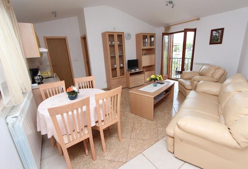 Пансион Guest House Liliana