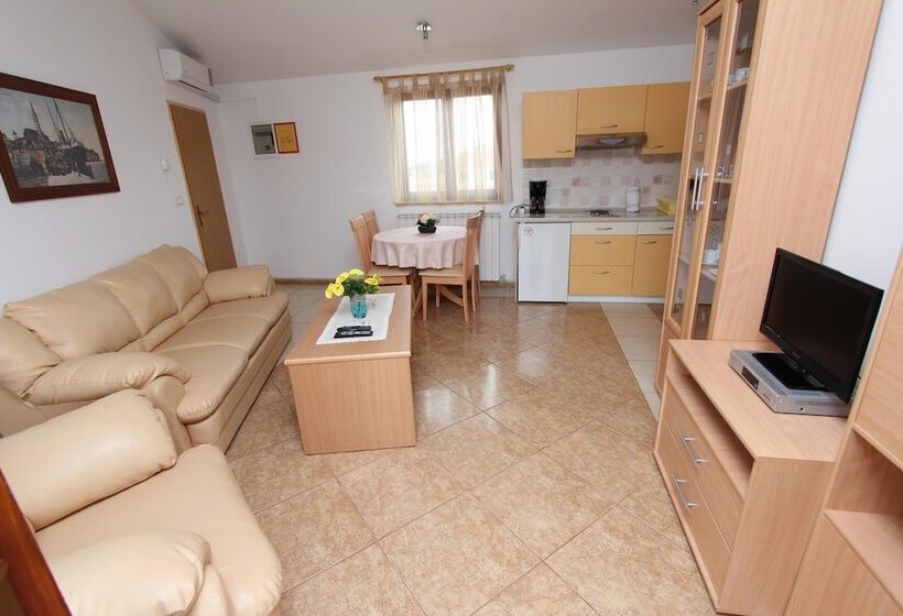 Пансион Guest House Liliana