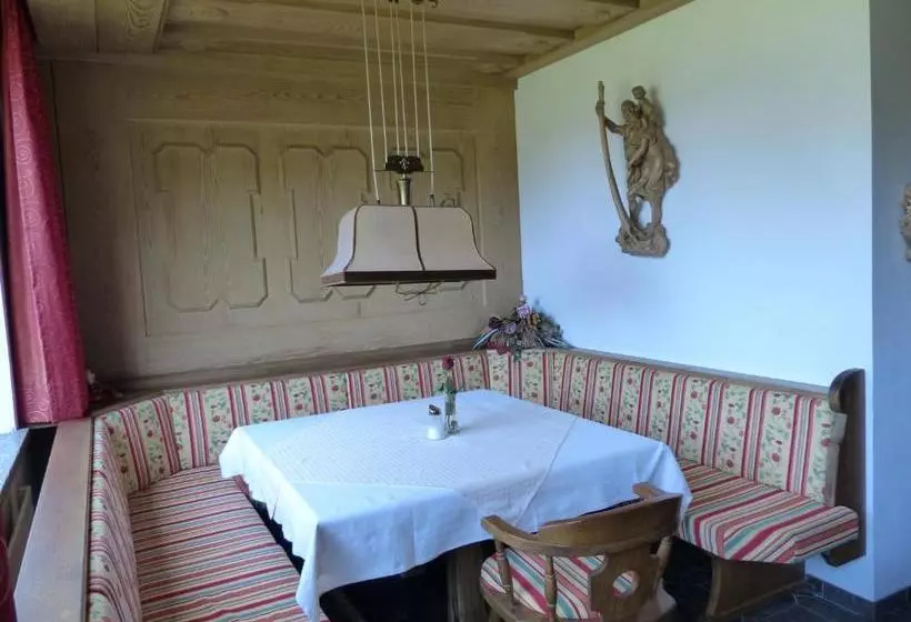Pension Hohenrainer