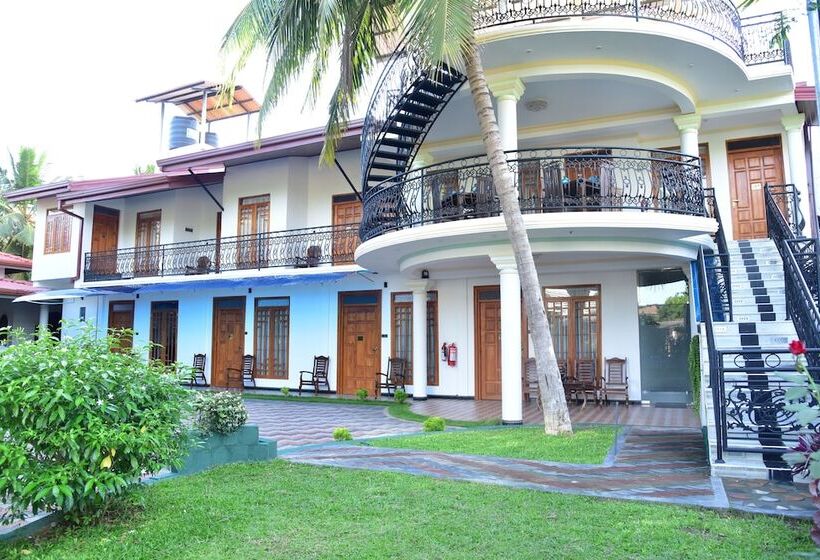 Bed and Breakfast L S Lanka