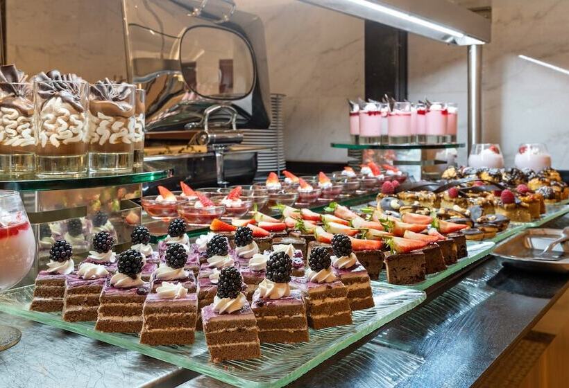 Hotel Voco Makkah An Ihg