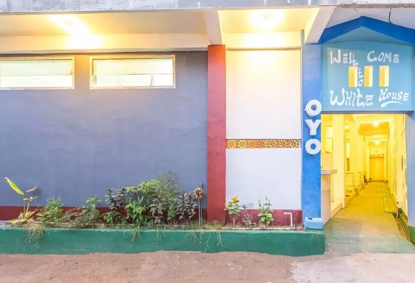 هتل White House By Oyo Rooms