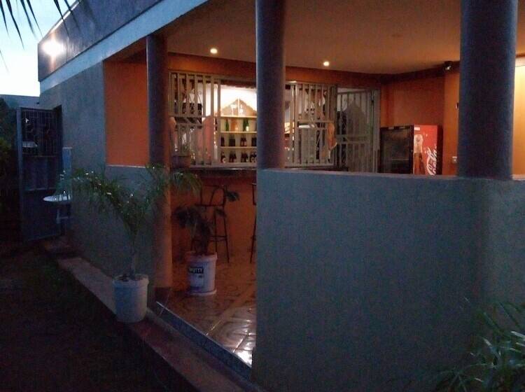 پانسیون Hem Guest House