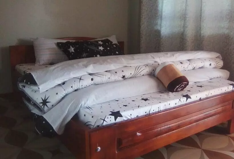 پانسیون Hem Guest House