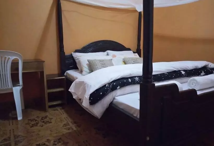 پانسیون Hem Guest House