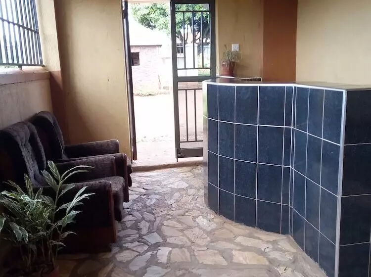 پانسیون Hem Guest House