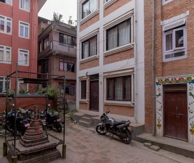 پانسیون Team Yala Inn