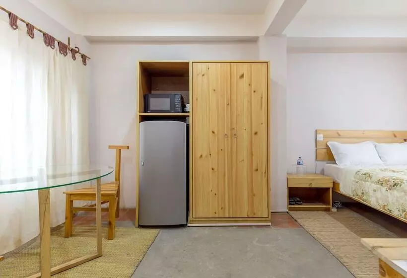 پانسیون Team Yala Inn