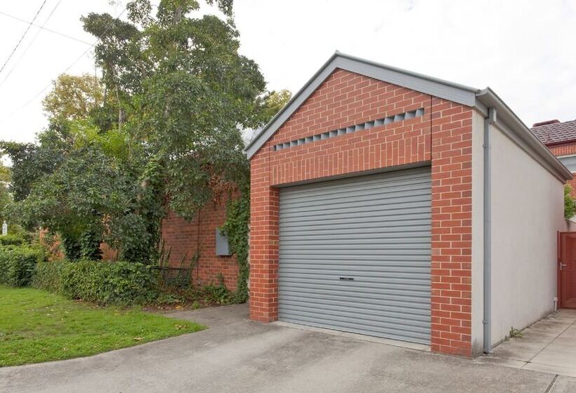 Rose Cottage Historic Luxury