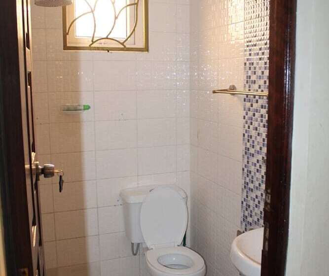 Oluwa Seun Beach Cottages