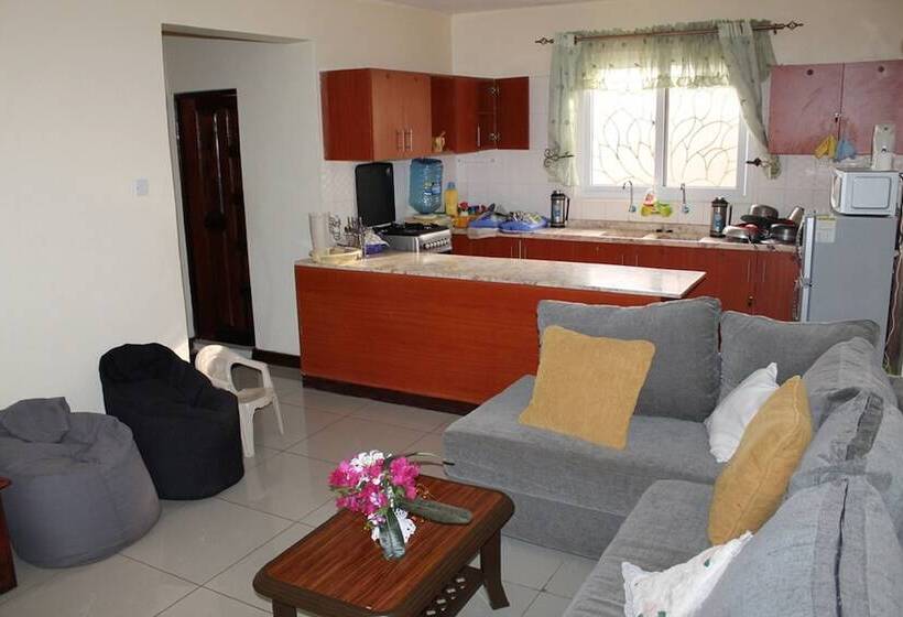 Oluwa Seun Beach Cottages