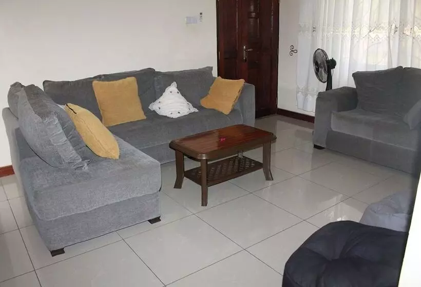 Oluwa Seun Beach Cottages