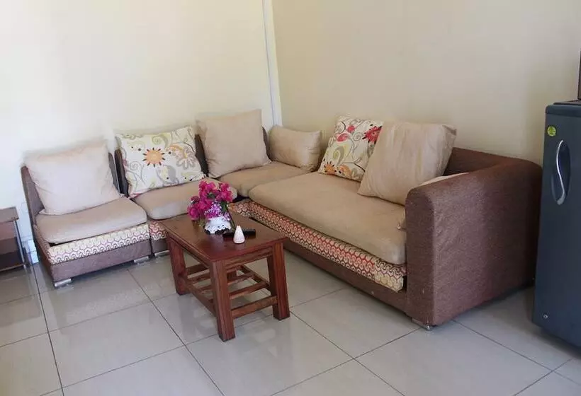 Oluwa Seun Beach Cottages