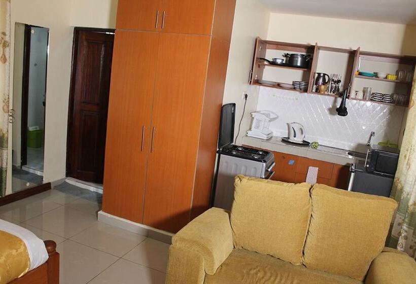 Oluwa Seun Beach Cottages