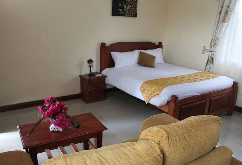 Oluwa Seun Beach Cottages