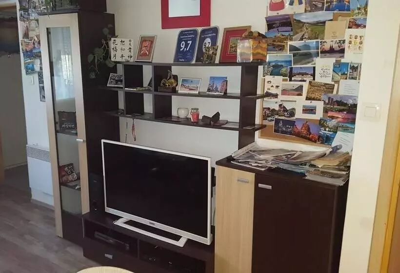 ペンション Guest House Roki & Diva