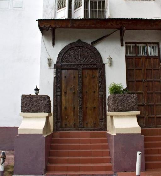 膳宿费 James' House