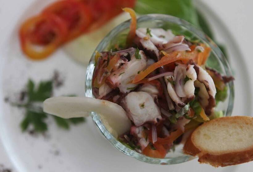 پانسیون Le Recif Guest House