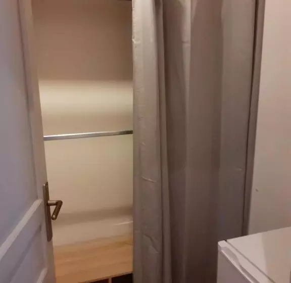 Aamiaismajoitus (B&B) Frederique Lavande Bleue