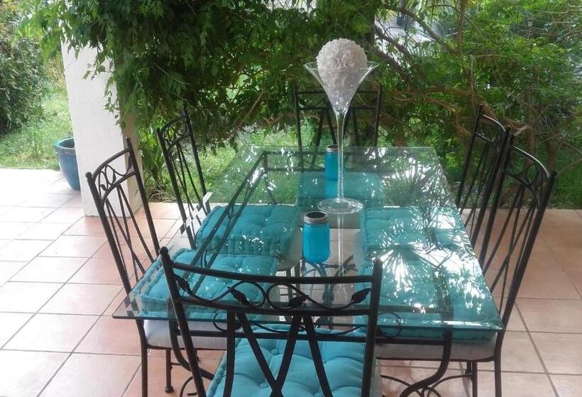 مبيت وإفطار Frederique Lavande Bleue