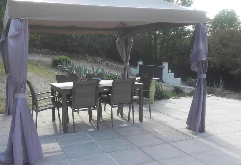 مبيت وإفطار Frederique Lavande Bleue