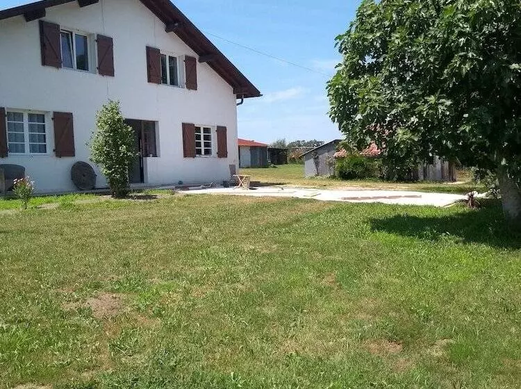 Aamiaismajoitus (B&B) La Maison De Pescate