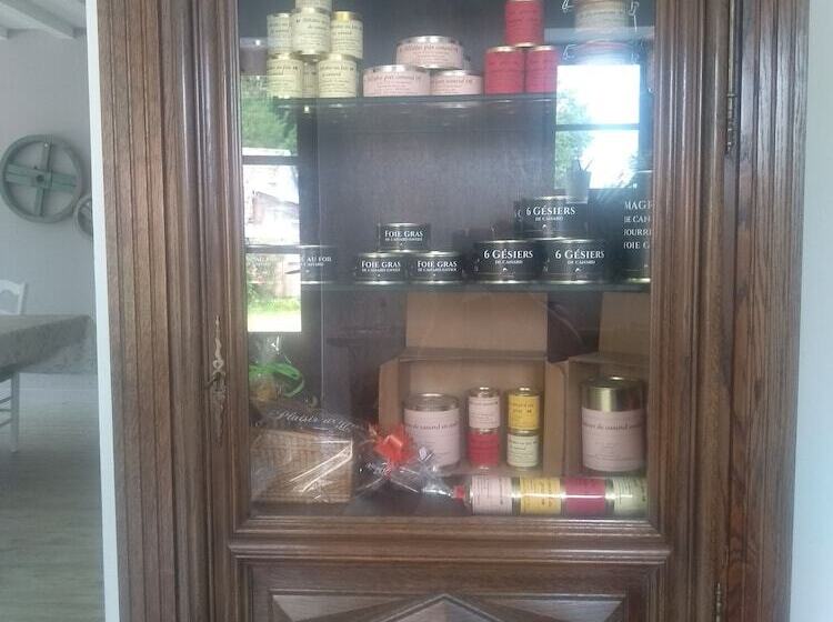 ベッドアンドブレックファースト La Maison De Pescate