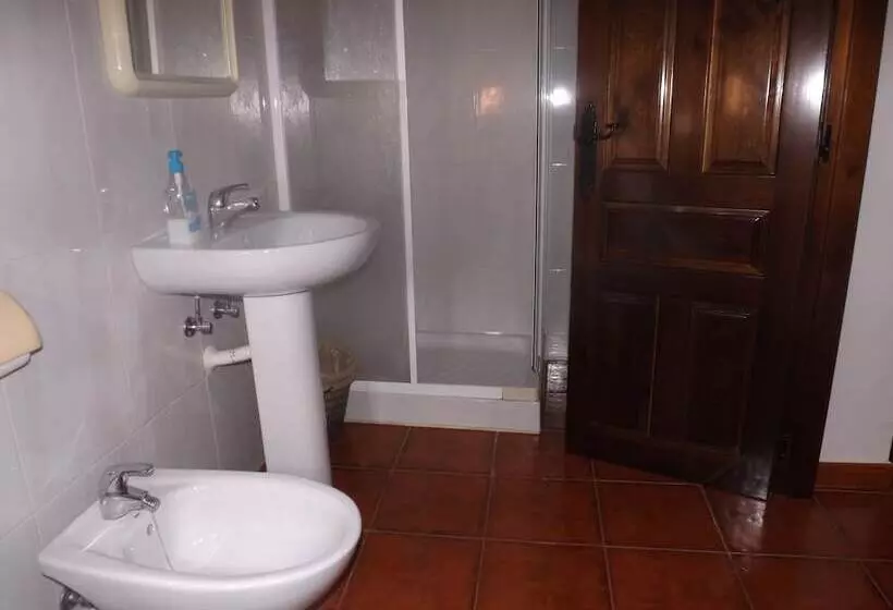 Hostelli La Barbacana