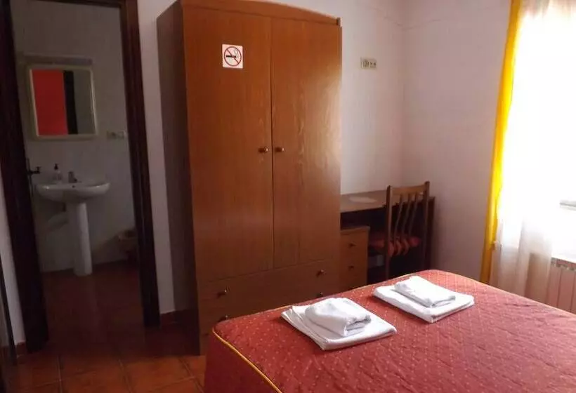 Hostelli La Barbacana