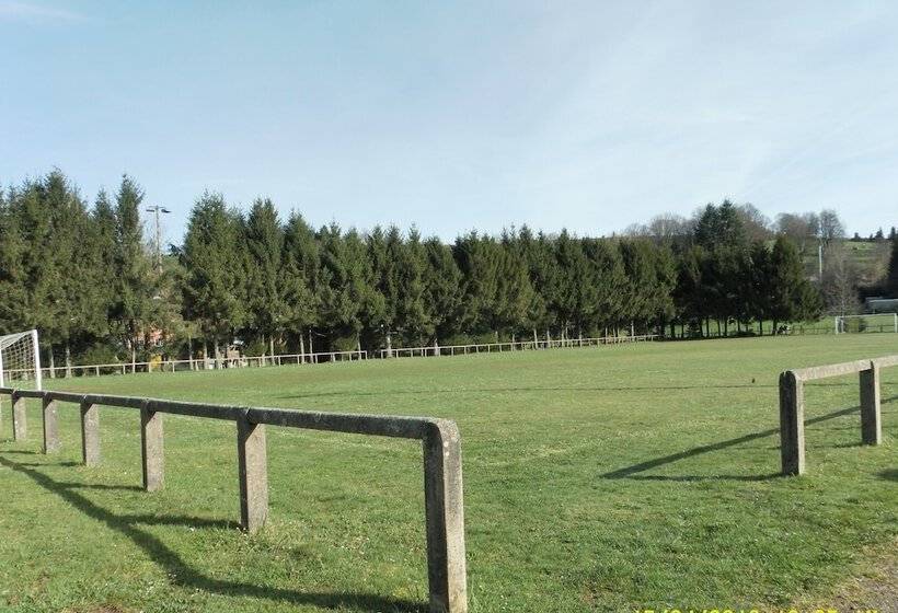 호텔 Camping De Tauves