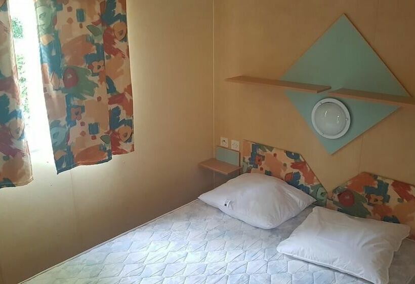 בית מלון כפרי Camping Le Pigeonnier