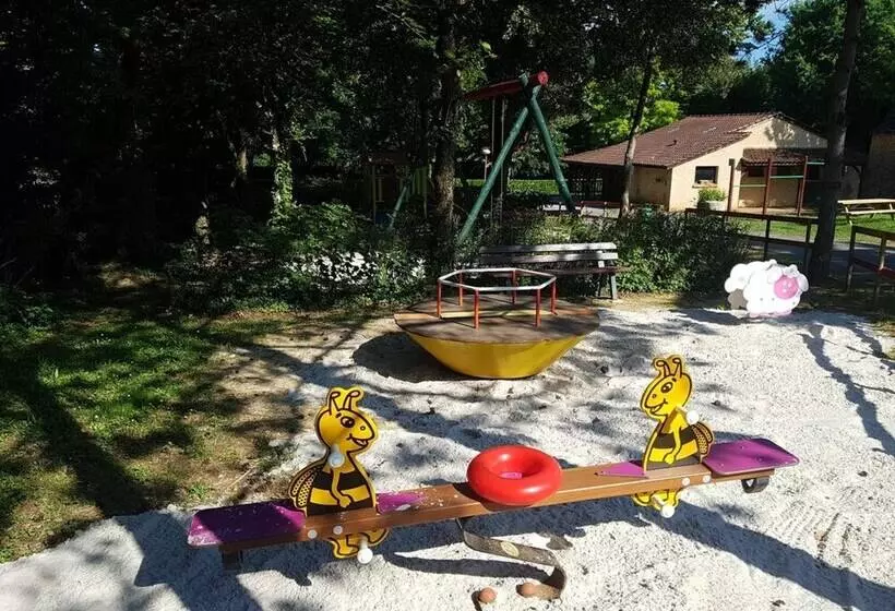 ホテル Camping Le Pigeonnier