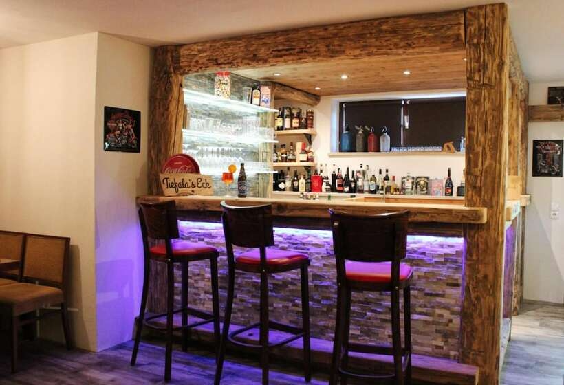 膳宿费 Tiefala's Eck