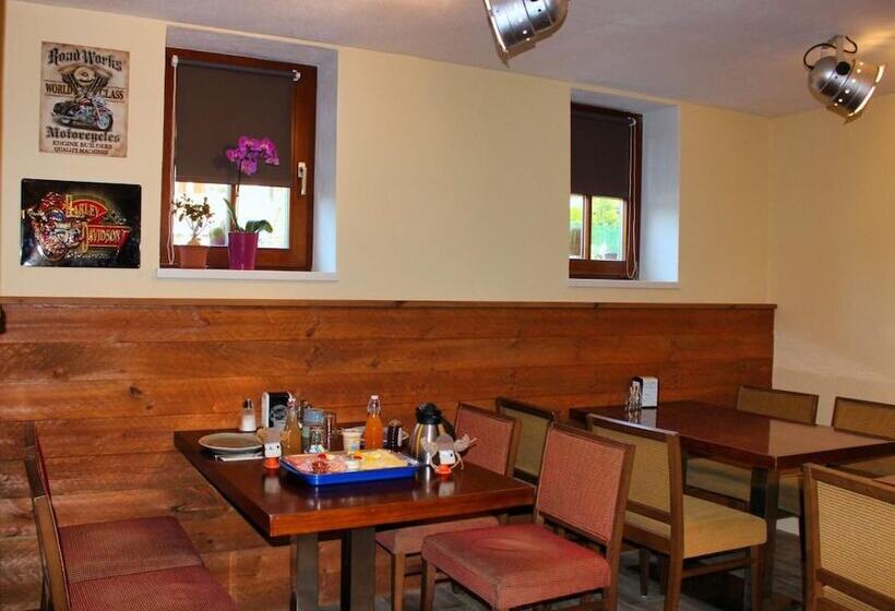 膳宿费 Tiefala's Eck