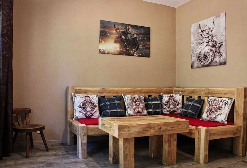 膳宿费 Tiefala's Eck