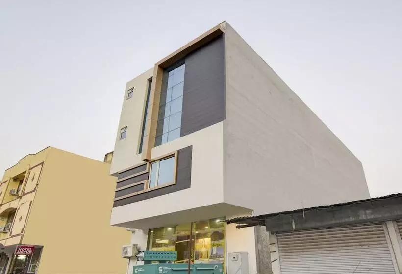 Treebo Trend Hotel Morgan