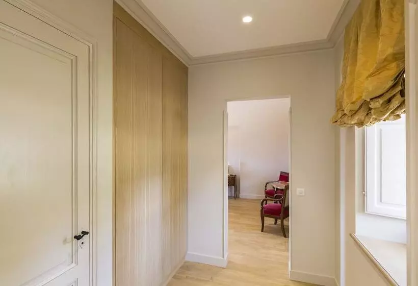 Aamiaismajoitus (B&B) Chambres D Hôtes Château Renon