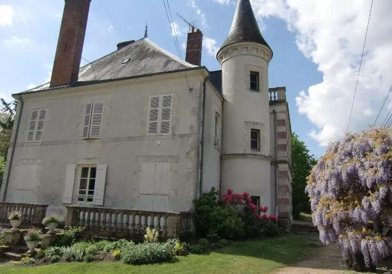 تختخواب و صبحانه Château De Guignes