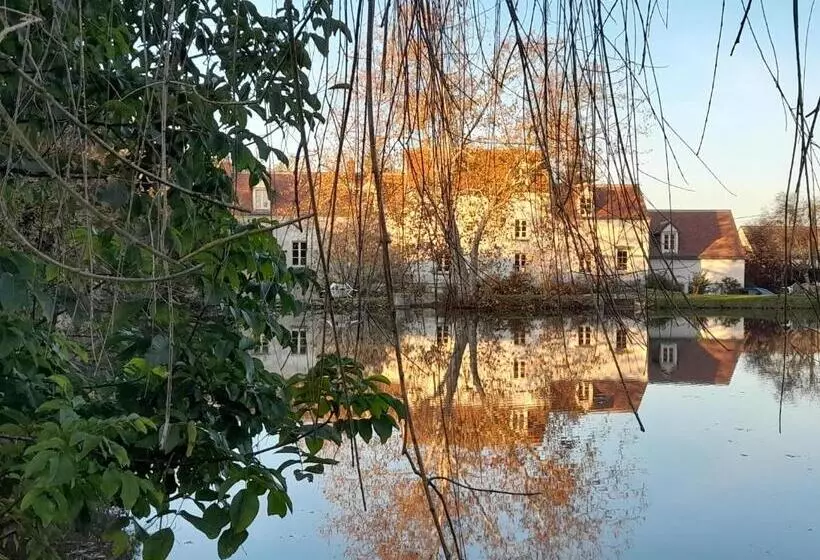 Aamiaismajoitus (B&B) Moulin Du Fief Gentil