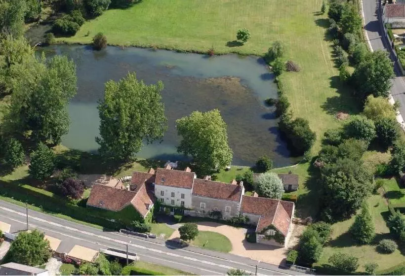 Aamiaismajoitus (B&B) Moulin Du Fief Gentil