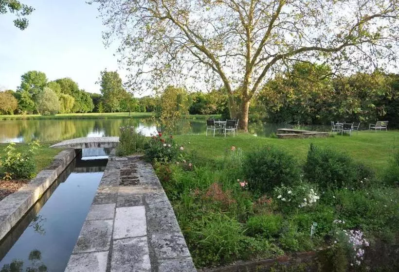 Aamiaismajoitus (B&B) Moulin Du Fief Gentil