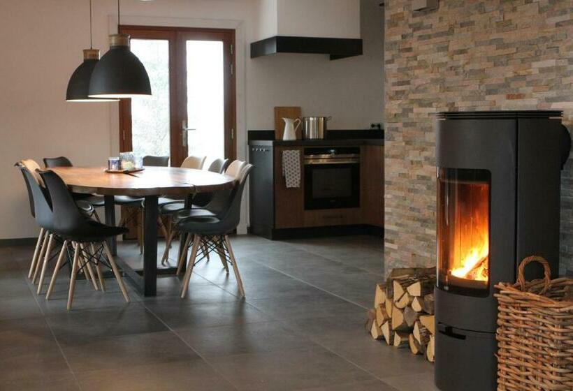 Chalet Rouge Ou Blanc