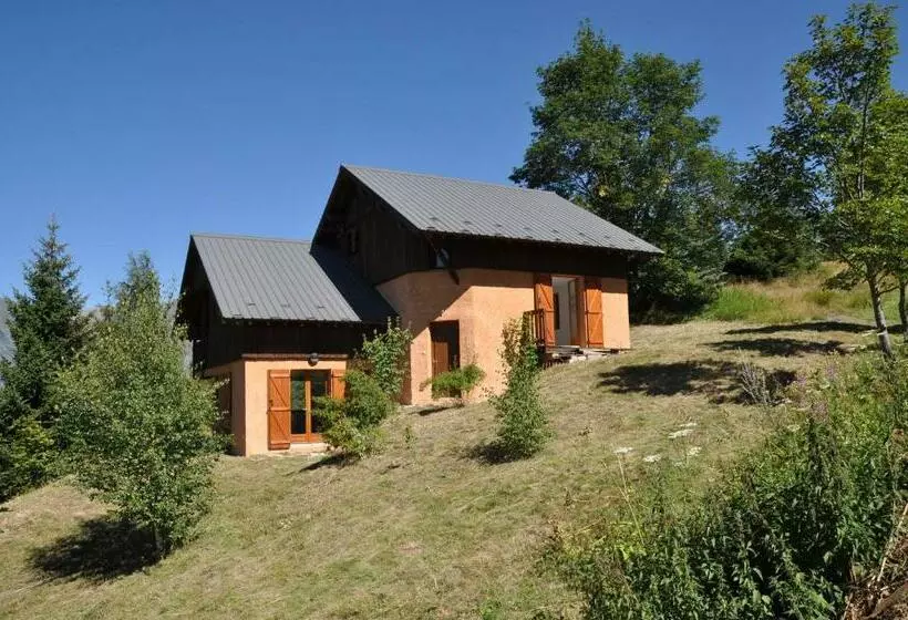Chalet Rouge Ou Blanc