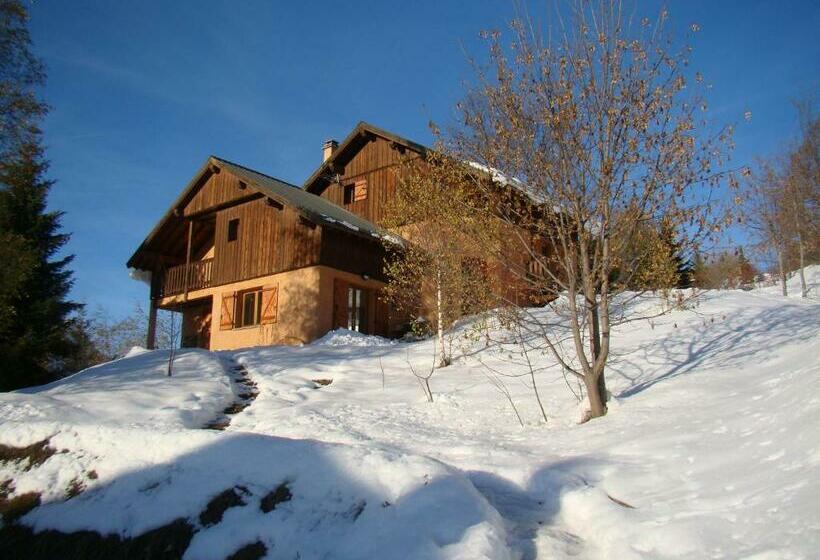 Chalet Rouge Ou Blanc