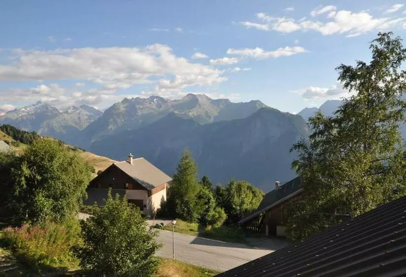 Chalet Rouge Ou Blanc