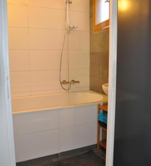 Chalet Rouge Ou Blanc