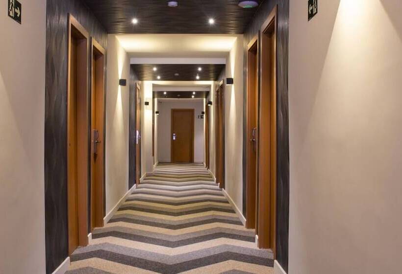 فندق Dela Inn Andradas