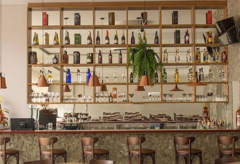 فندق Dela Inn Andradas