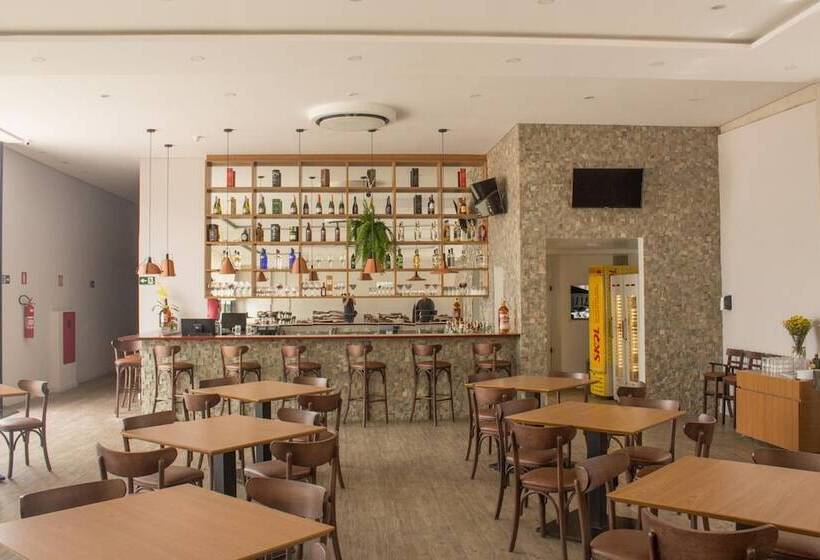 فندق Dela Inn Andradas