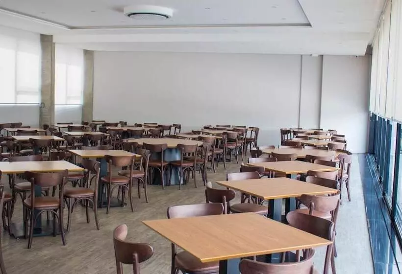 Hotelli Dela Inn Andradas